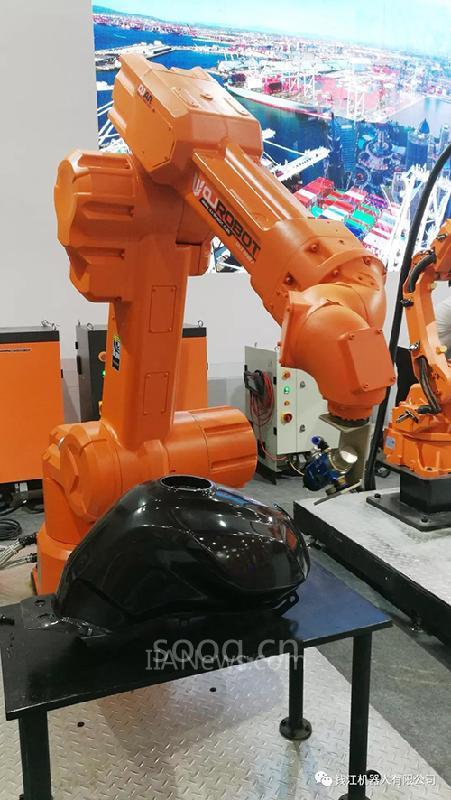 钱江机器人“实力亮相”武汉工博会