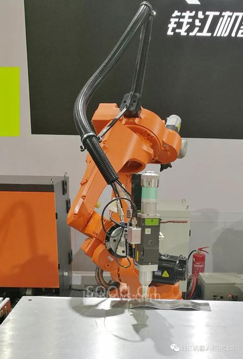 钱江机器人“实力亮相”武汉工博会